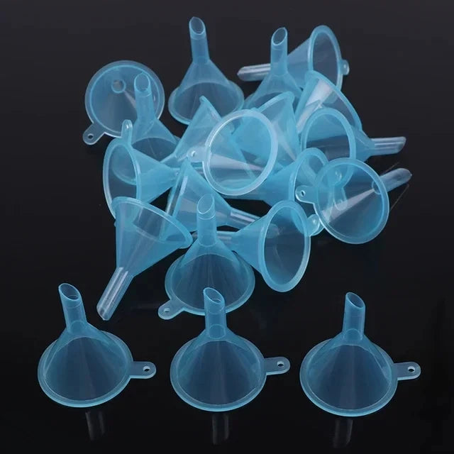 100pcs/lot Plastic Small Funnels For Perfume Mini Liquid Oil Funnels Kitchen Gadget Empty Bottle Packing Tools
