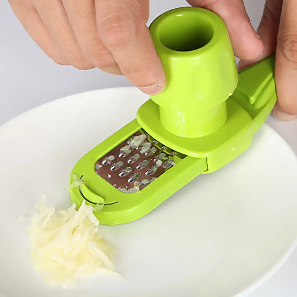 1-Piece Multifunctional Manual Garlic Crusher Ginger Garlic Grater Garlic Cutter Peeler Kitchen Tool with Excellent Functionalit
